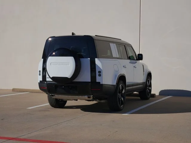 Used 2026 White Land Rover S image 4
