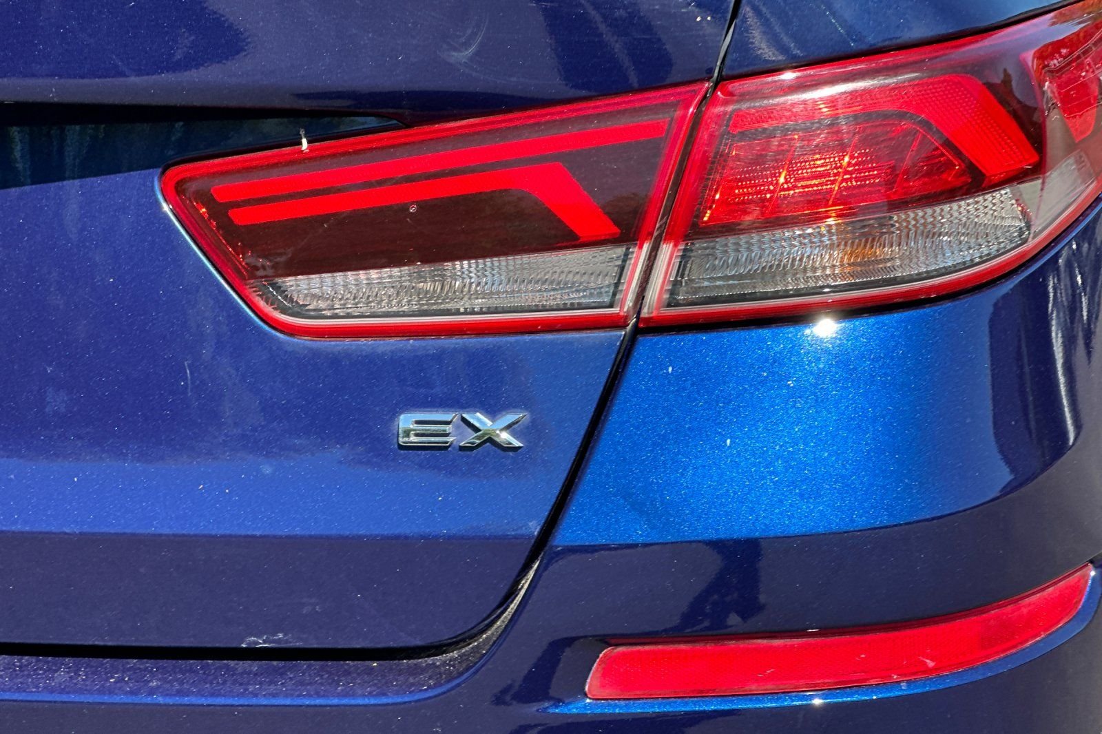 Used 2020 Blue Kia EX image 34