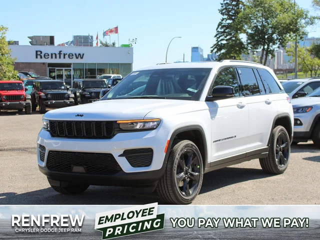 2025 Jeep Grand Cherokee Altitude* 4x4, Sunroof, Trailer Tow Pkg, Heated Leather