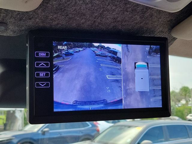 Used 2022 Blue Ram Low Roof image 25