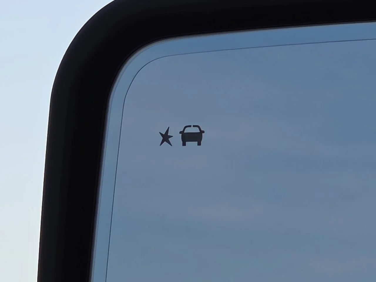 Used 2025 Summit White GMC AT4X image 15
