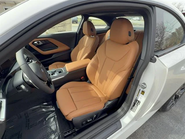 New 2026 Mineral White Metallic BMW xDrive image 9