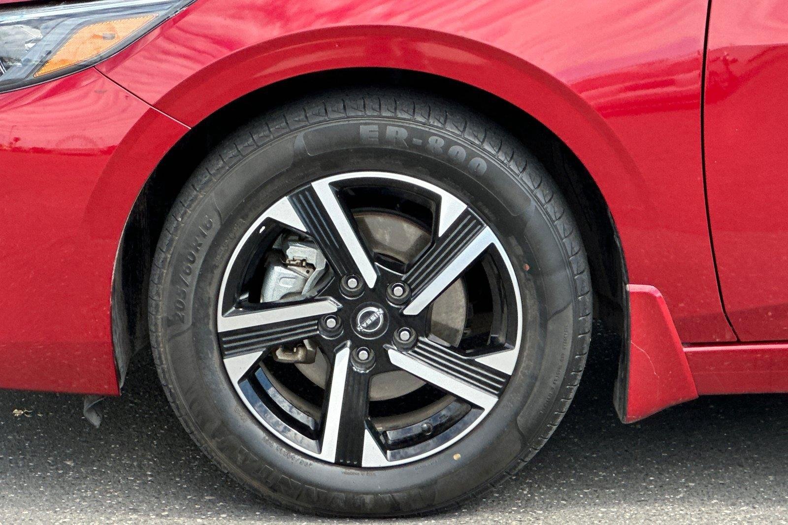 Used 2024 Scarlet Ember Tintcoat Nissan SV image 25