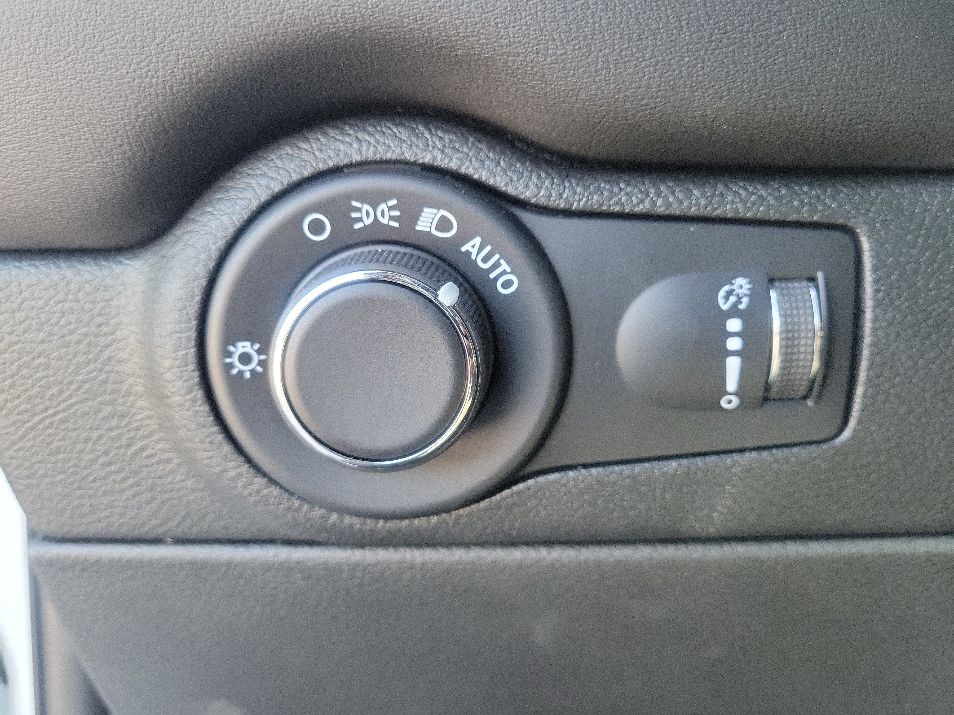 Used 2026 White Knuckle Clearcoat Dodge GT Plus image 20