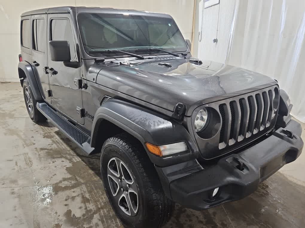 Used 2022 Granite Crystal Metallic Clearcoat Jeep Unlimited Sport S image 9