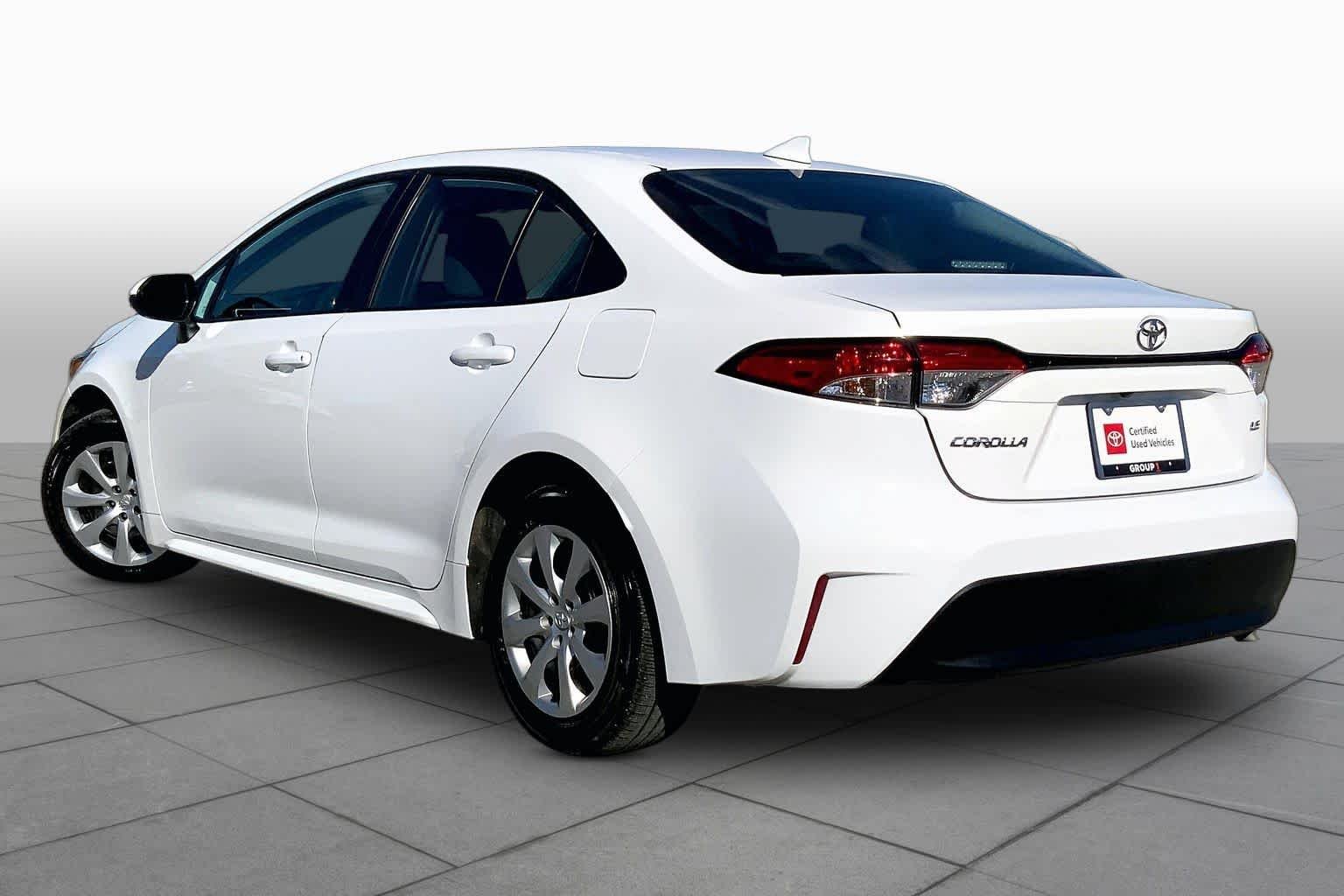 Used 2026 Ice Cap Toyota LE image 12