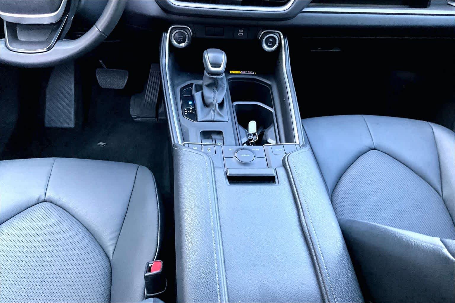 Used 2025 Blueprint Toyota XLE image 17