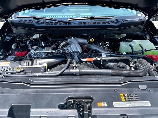 New 2026 Carbonized Gray Metallic Ford XLT image 11