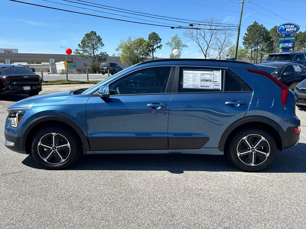 New 2026 Mineral Blue Kia EX image 6