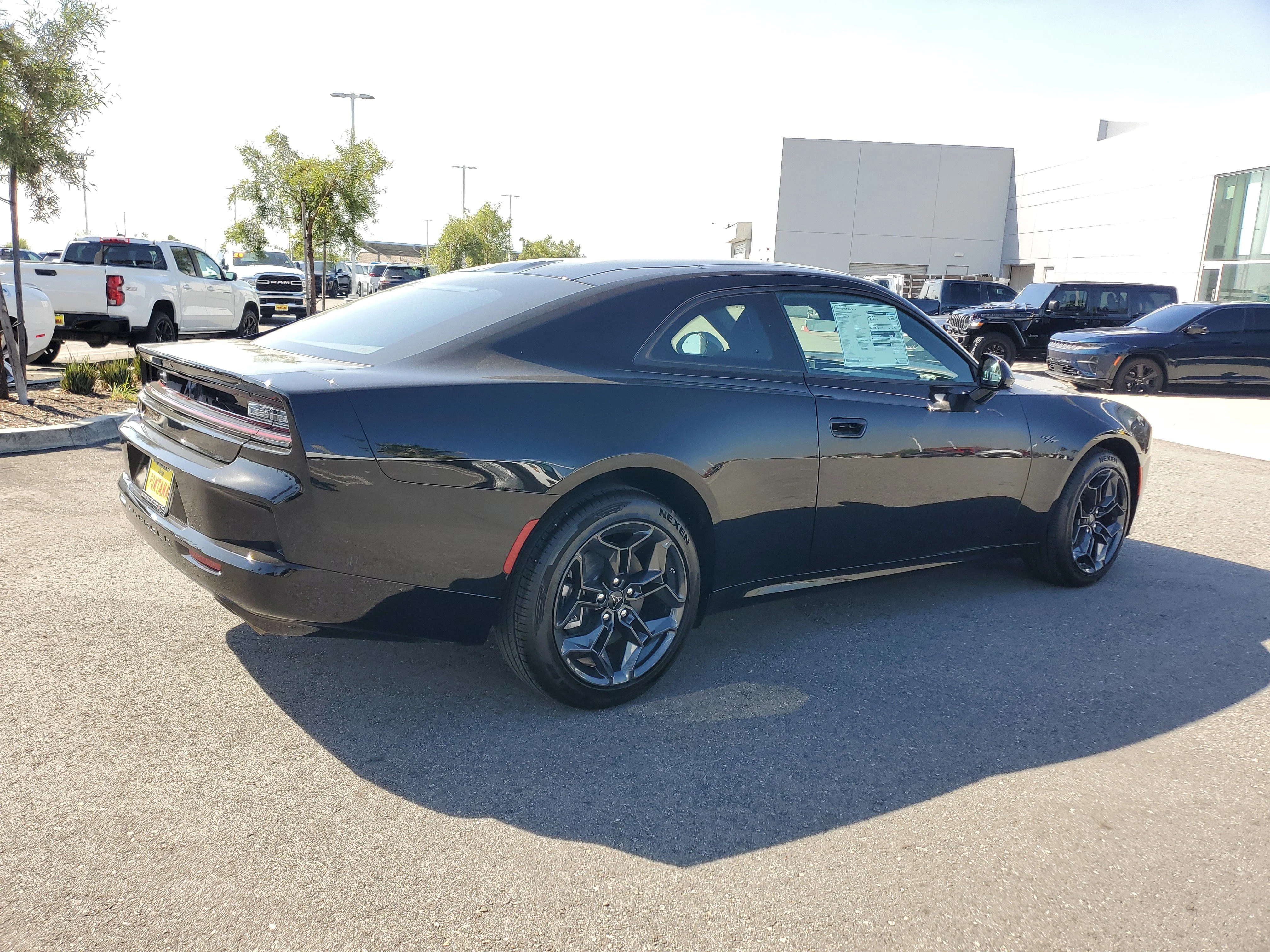New 2026 Diamond Black Crystal Pearlcoat Dodge R/T image 6