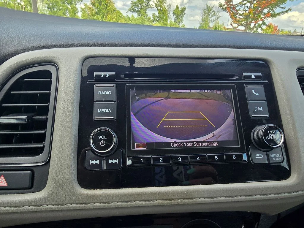 Certified Used 2019  Honda LX image 33