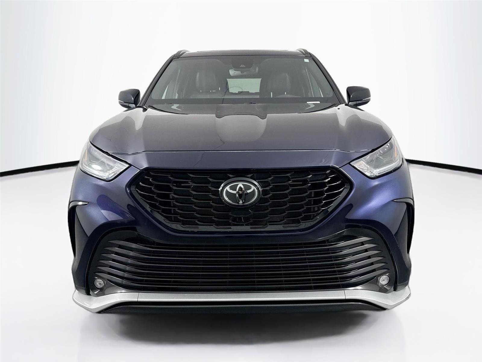 Used 2025 Blueprint Toyota XSE image 9