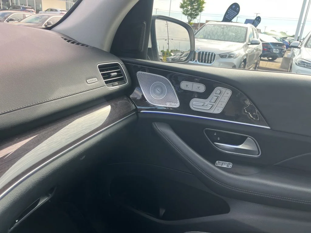 Used 2022 White Mercedes-Benz GLS 450 image 26