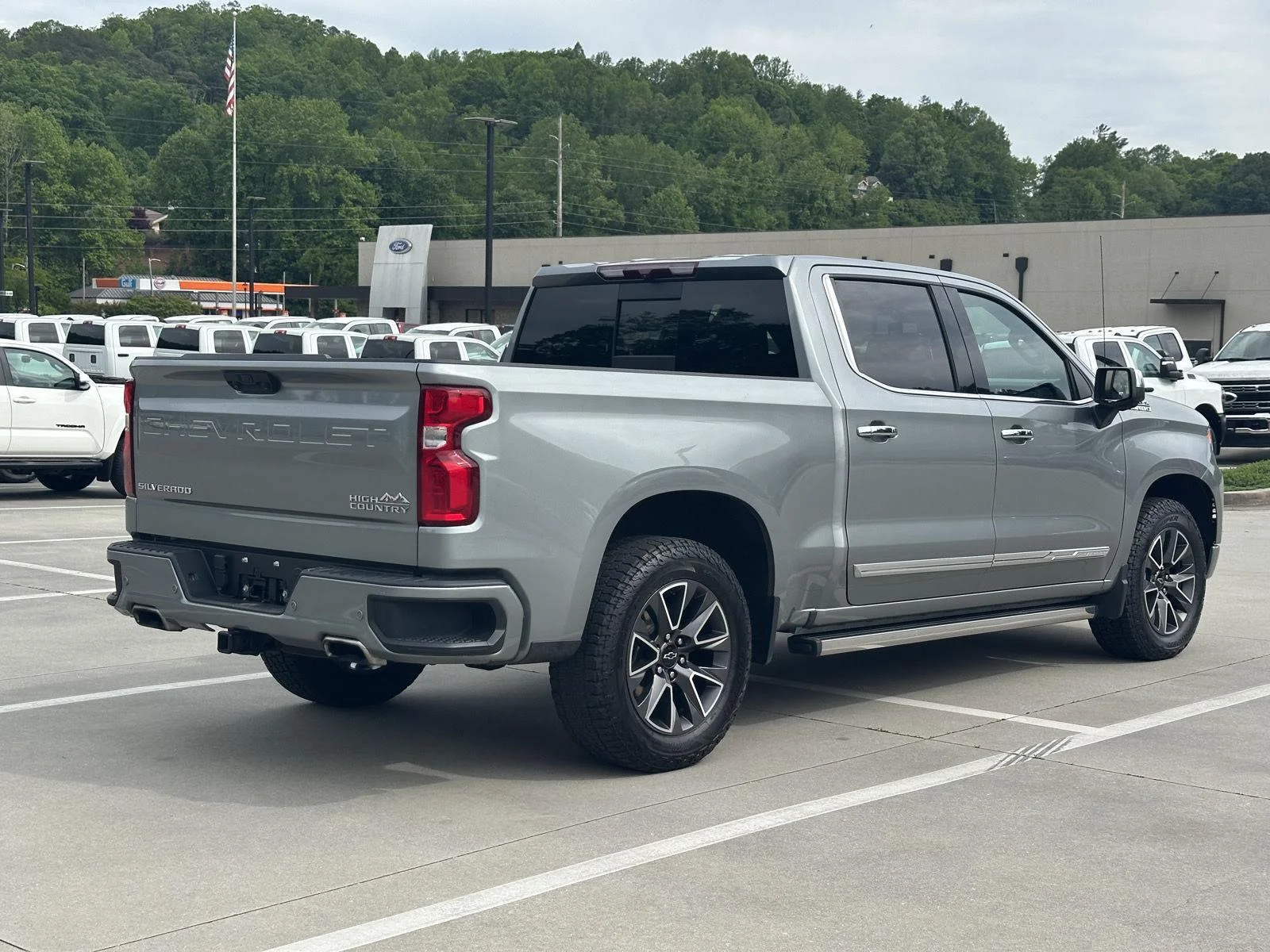 Used 2023 Sterling Gray Metallic Chevrolet High Country image 7