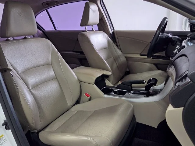 Used 2015 Black Honda EX-L image 13