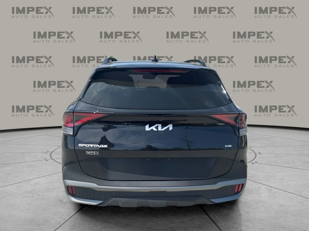 Used 2023 Black Kia X-Line image 4