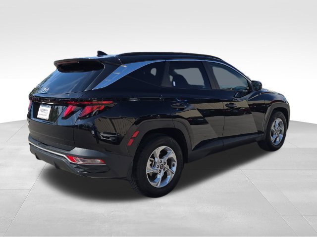 Used 2024 Black Hyundai SEL image 5