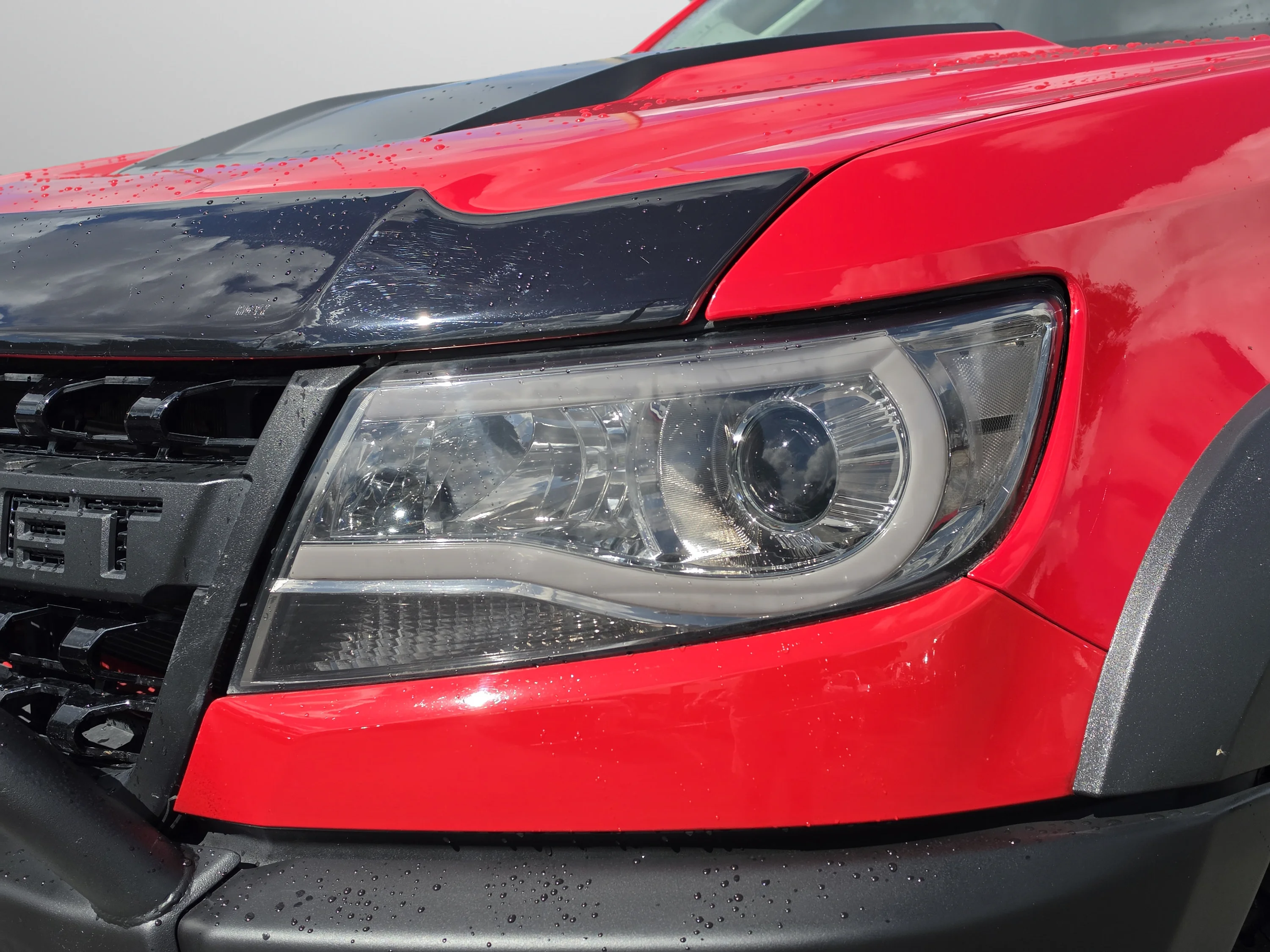 Used 2019 Red Hot Chevrolet 4WD ZR2 image 13
