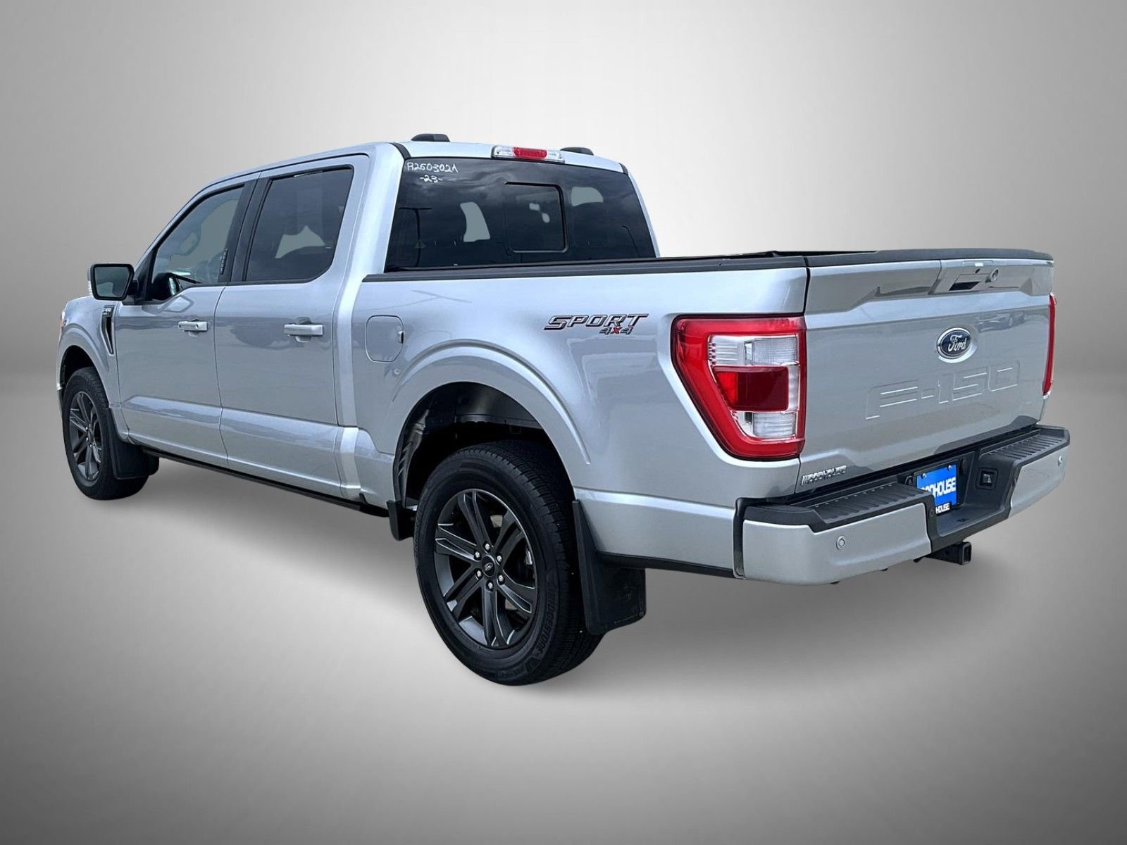 Used 2023 Silver Ford Lariat image 7