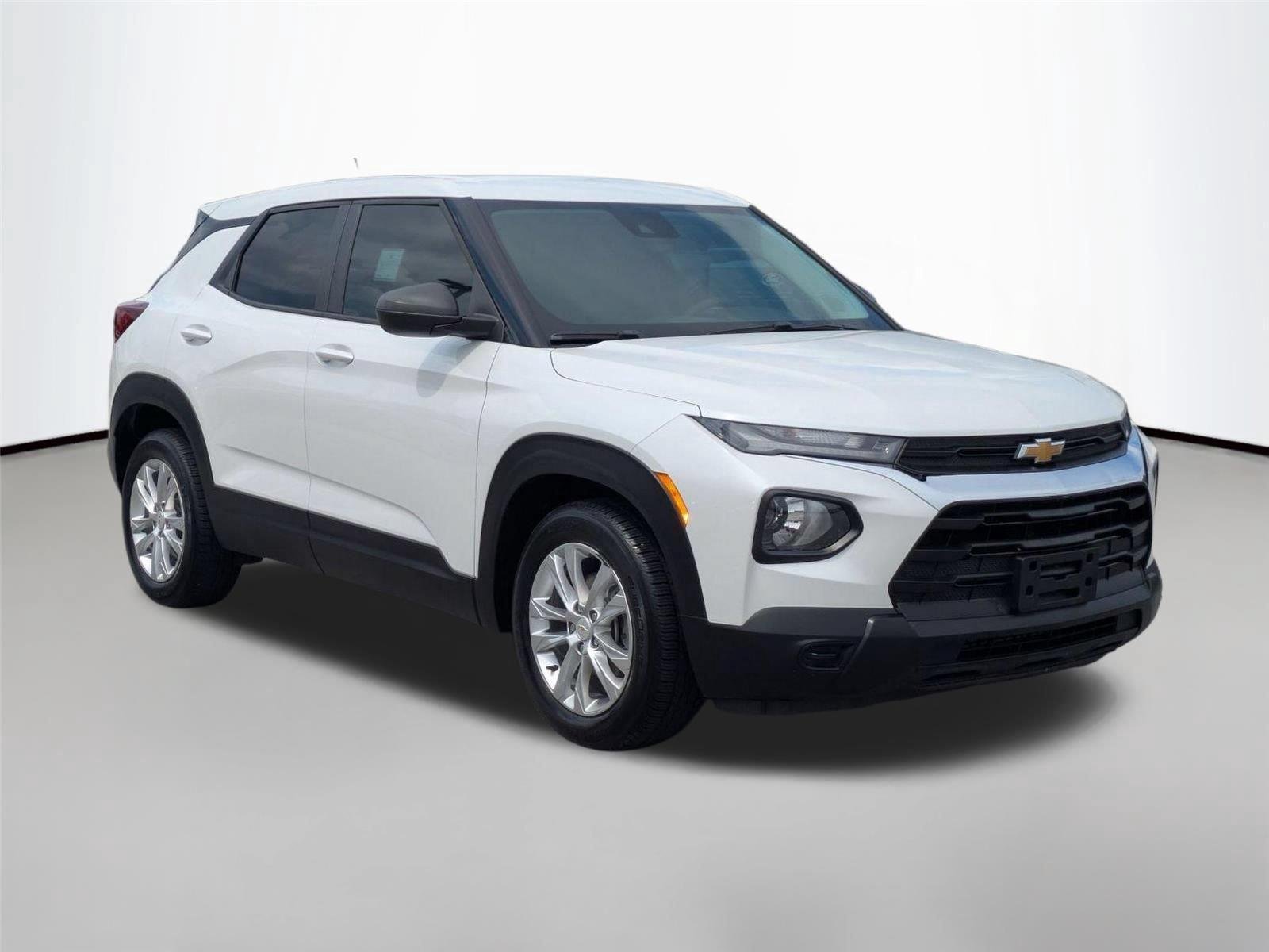 Used 2021 Iridescent Pearl Tricoat Chevrolet LS image 3