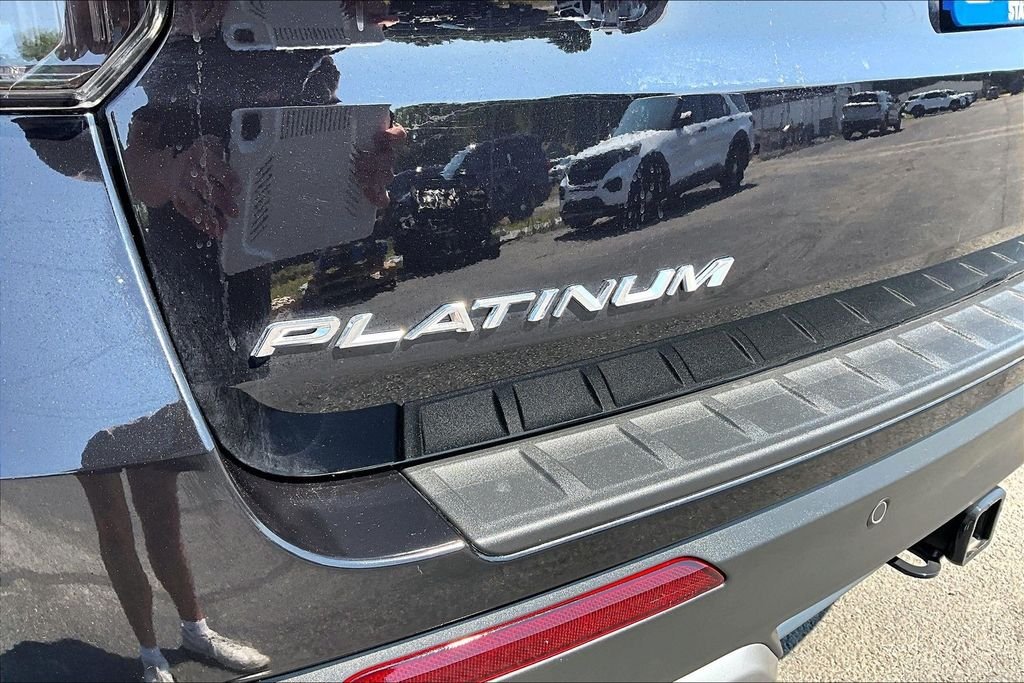 2026 Ford Explorer Platinum - Photo 24
