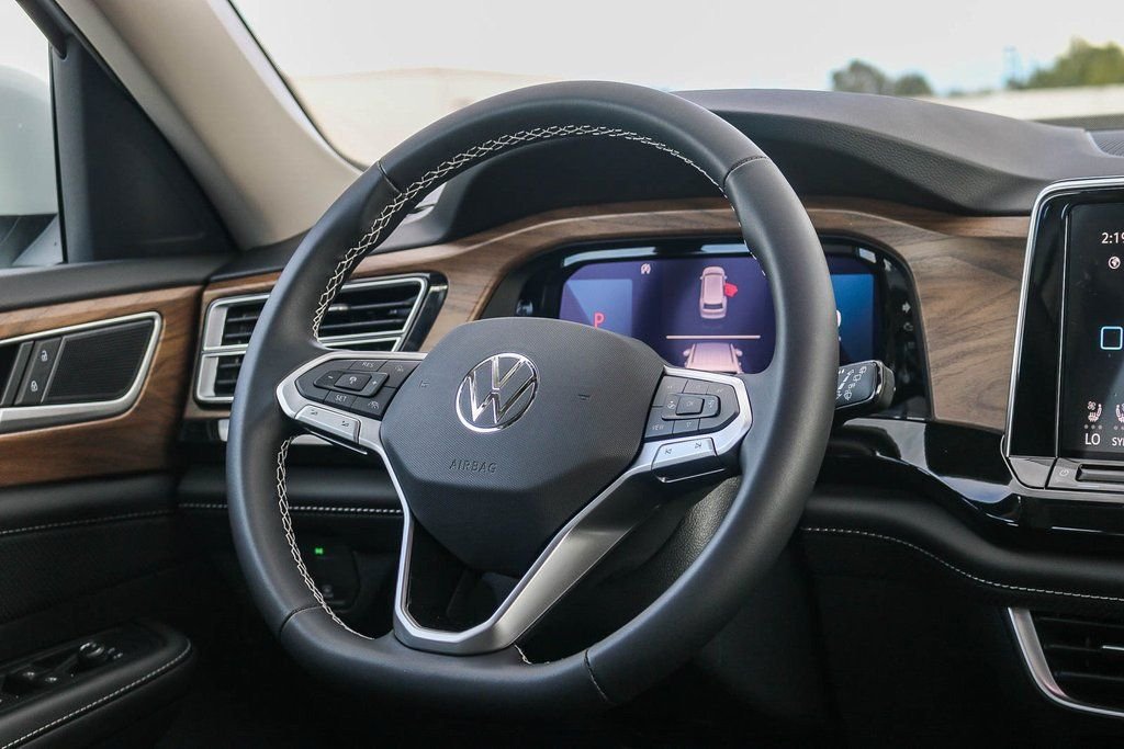 New 2026 White Volkswagen 2.0T SE w/Technology image 16