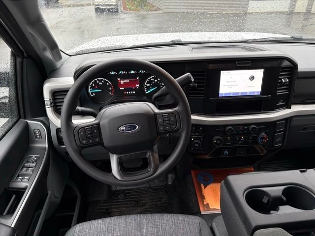 2026 Ford F-350SD — photo 32