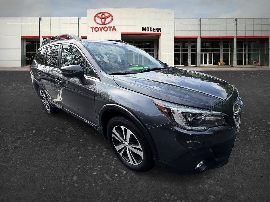 Used 2019 Magnetite Gray Metallic Subaru Limited image 9