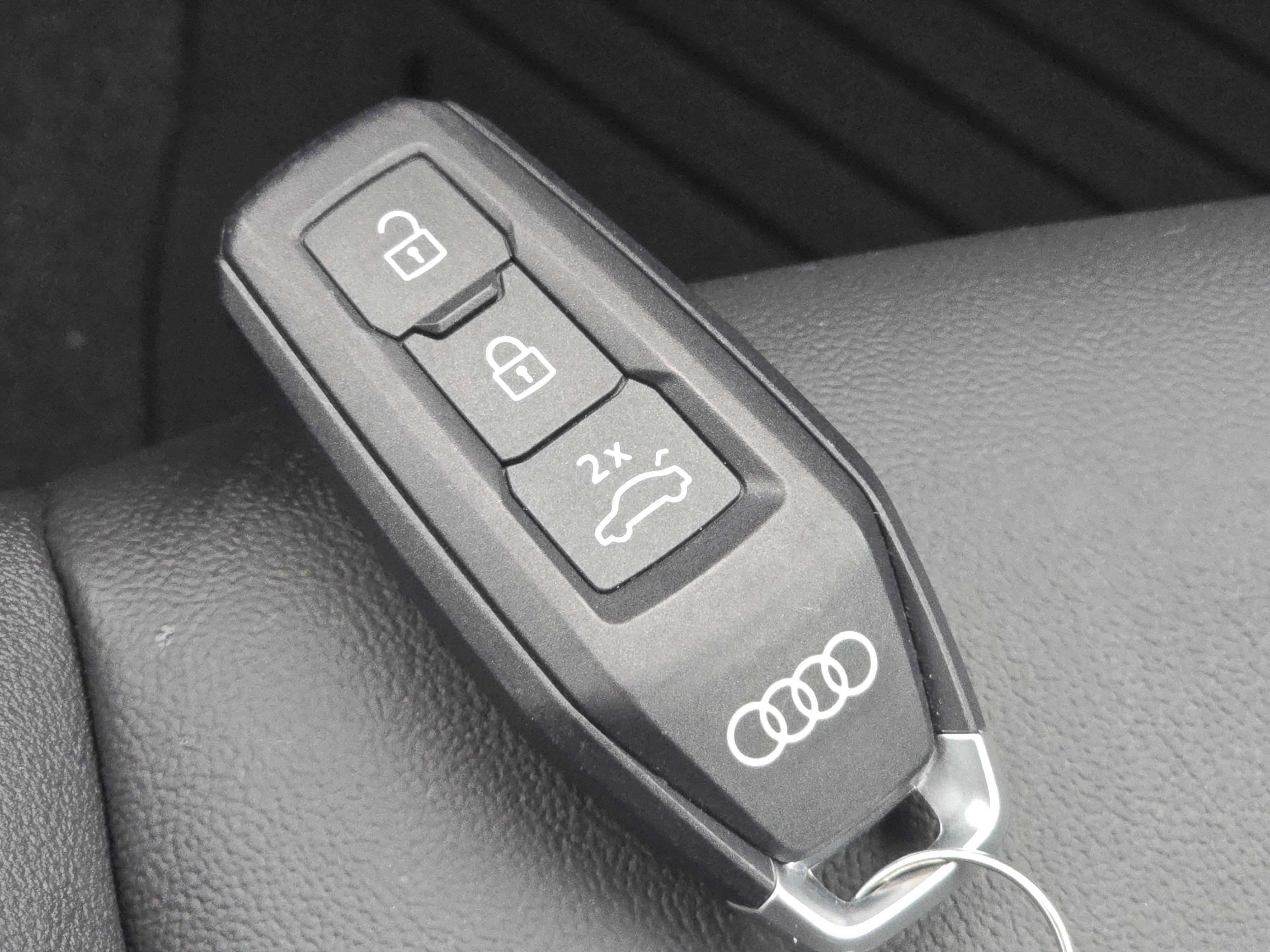 Used 2025 Horizon Blue Metallic Audi Premium image 28