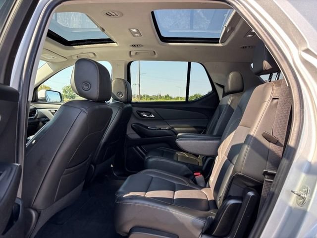 2021 Chevrolet Traverse 3LT - Photo 11