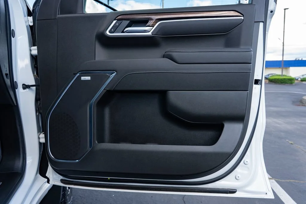 New 2026 Summit White Chevrolet LT Trail Boss image 30