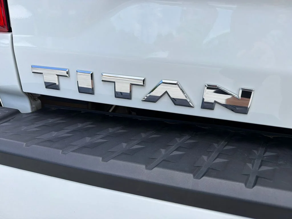 2024 Nissan Titan SV - Photo 10