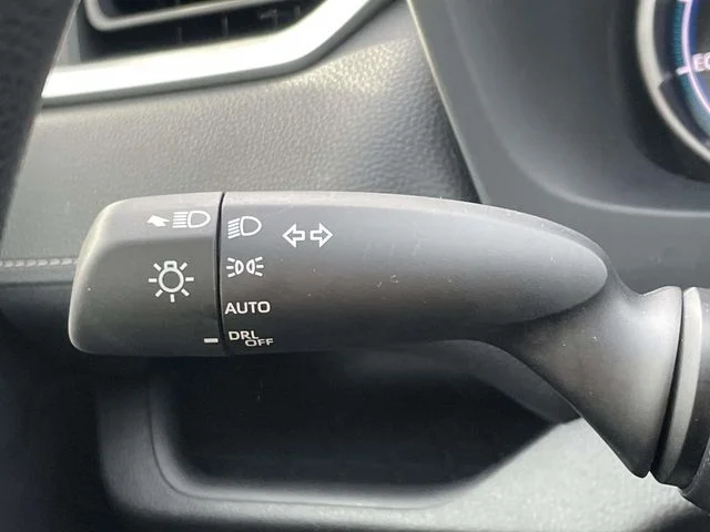 Certified Used 2025 Ice Toyota XLE image 22