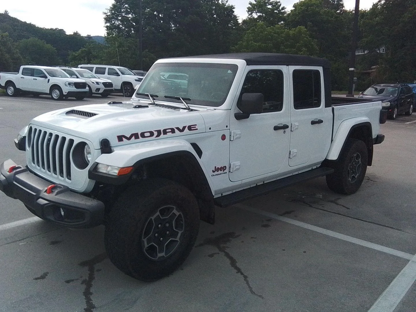 2022 Jeep Gladiator Mojave's photo