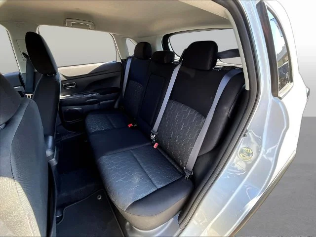 Used 2021 White Mitsubishi 2.0 ES image 24