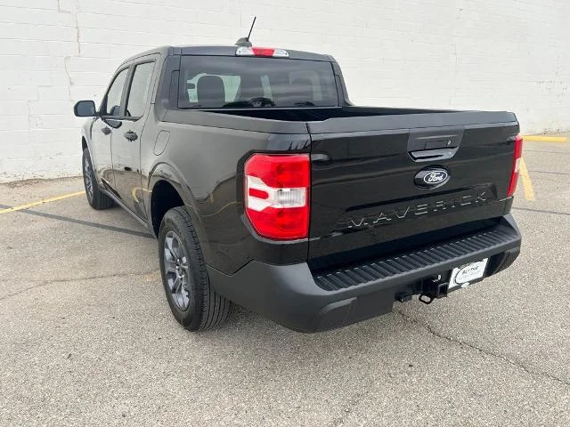 New 2026 Shadow Black Ford XLT image 33