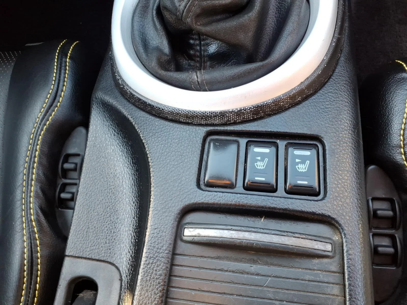 Used 2007 San Marino Blue Pearl Nissan Touring image 21
