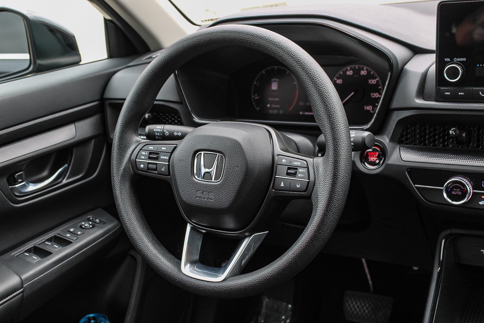 2025 Honda CR-V LX - Photo 16