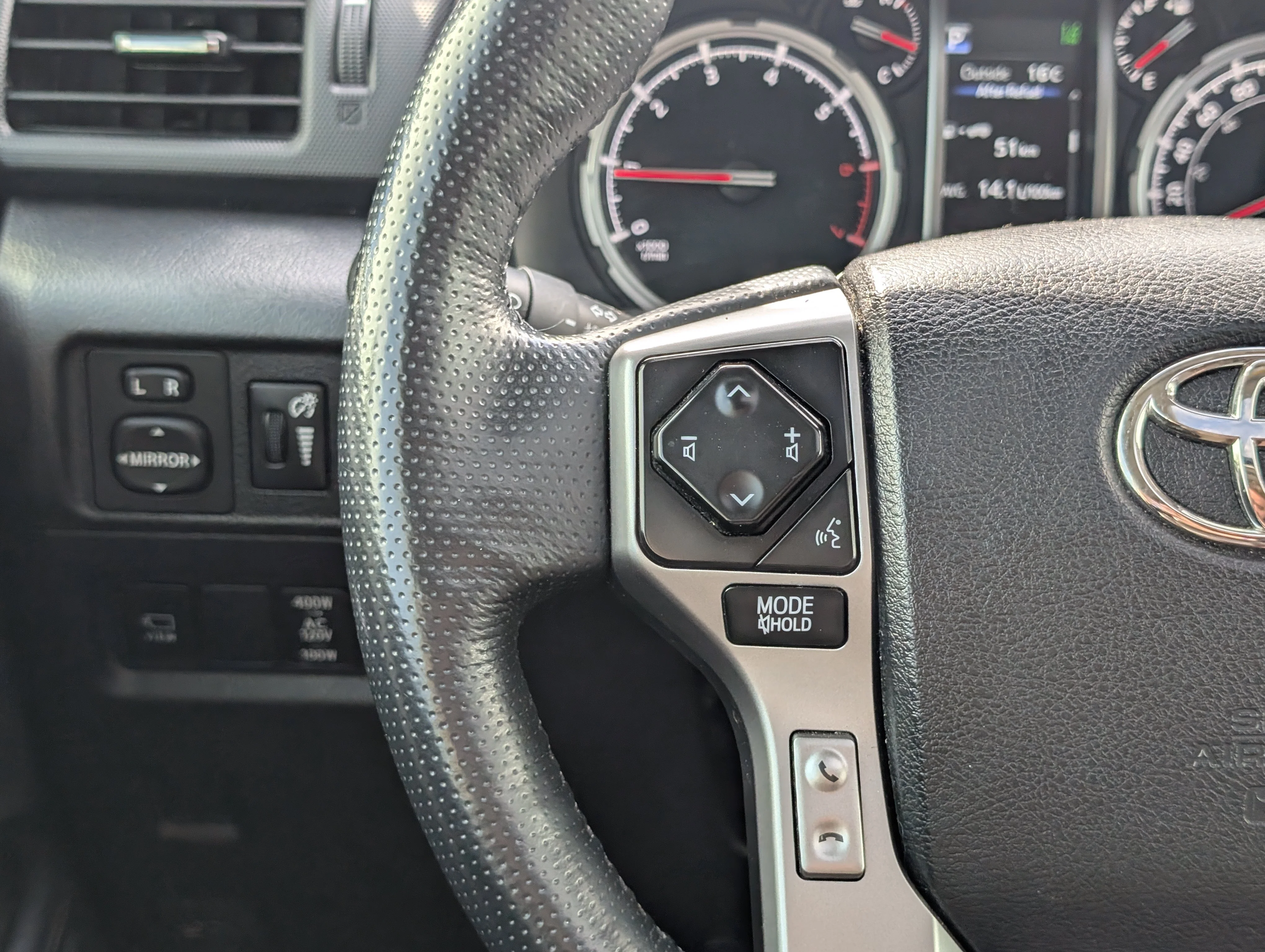 Used 2023 Blizzard Pearl Toyota LIMITED image 24