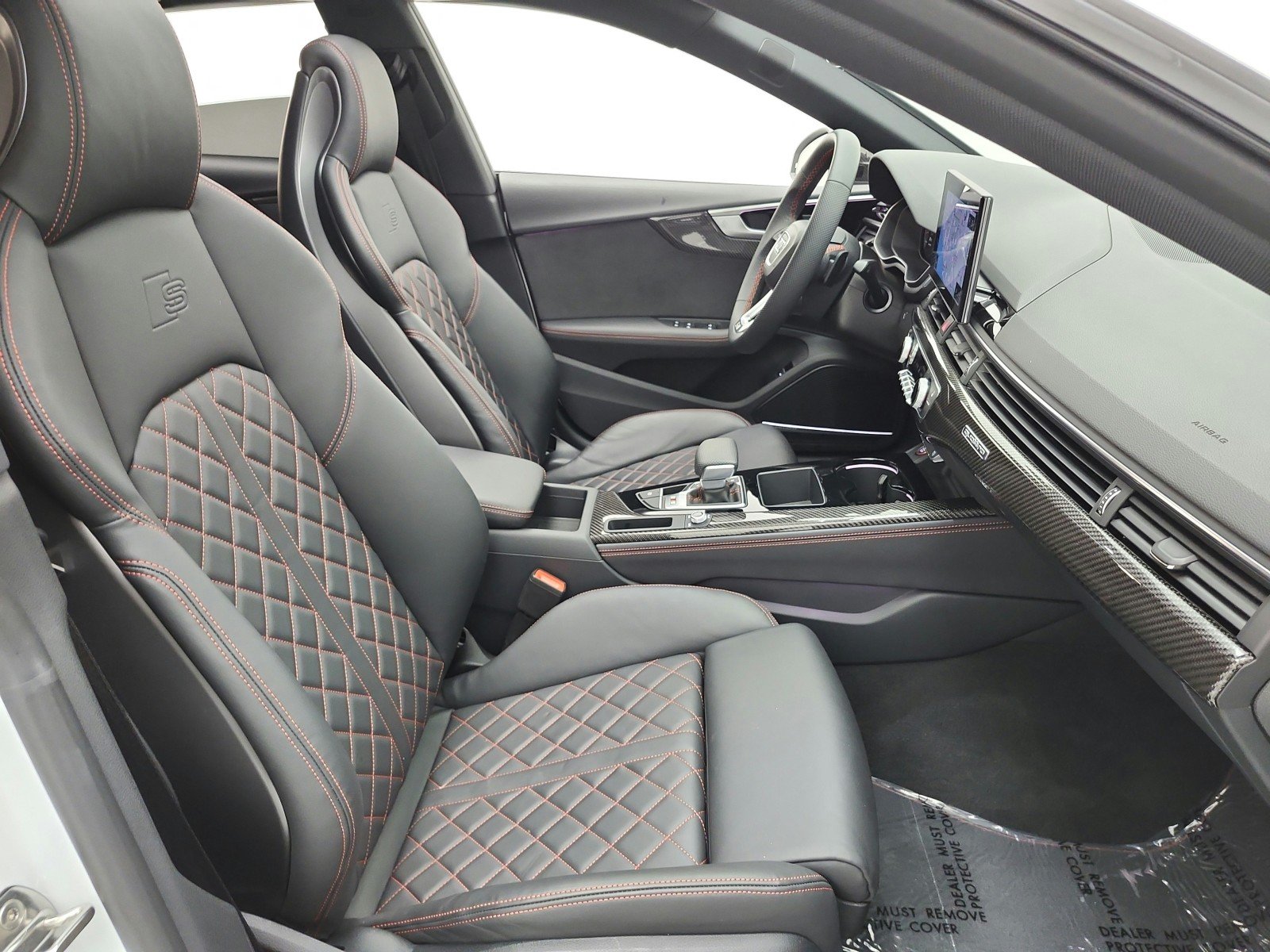 Used 2025  Audi Premium Plus image 18