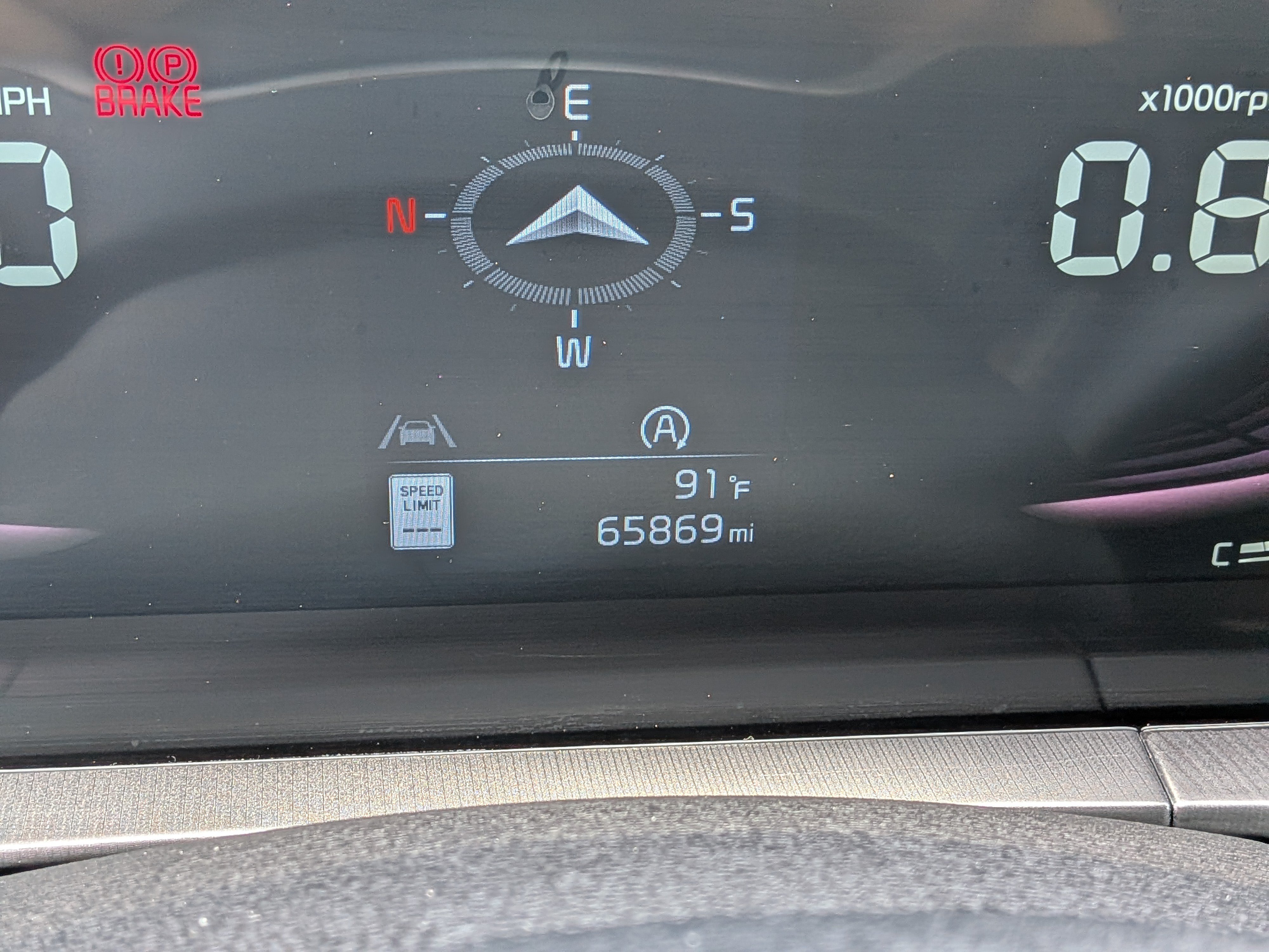 Used 2023 Glacial White Pearl Kia S image 29