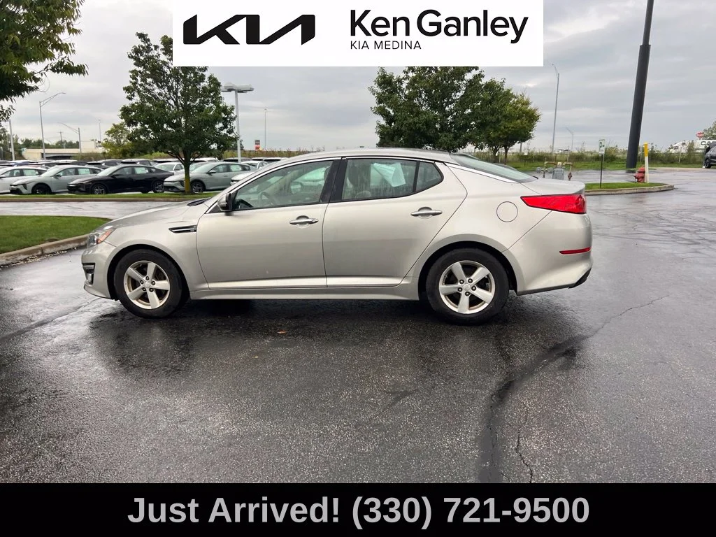 Used 2014 Silver Kia LX image 8