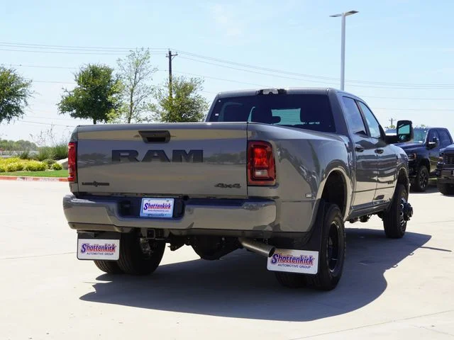 New 2027 Ceramic Gray Clear-Coat Exterior Paint RAM Big Horn image 9