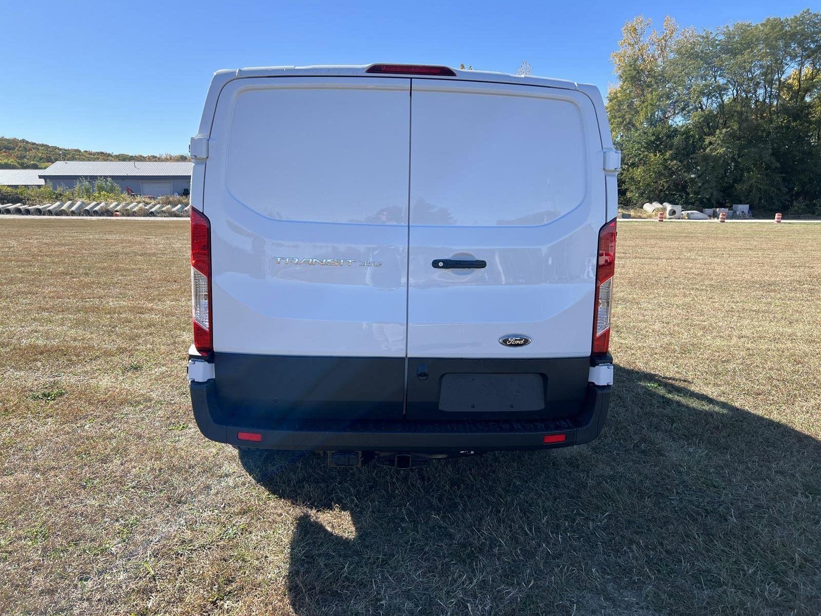 Used 2024 Oxford White Ford 350 image 7
