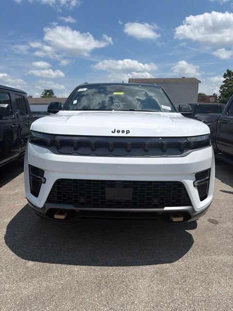 New 2026 Bright White Clear-Coat Exterior Paint Jeep  image 2