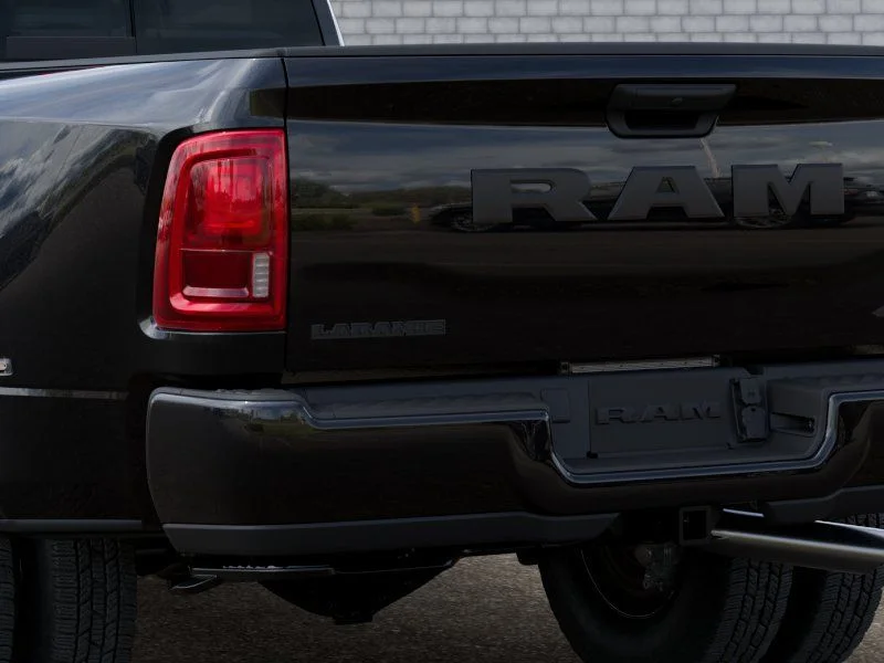 New 2026 Diamond Black Crystal Pearl-Coat Exterior Paint RAM Laramie image 15