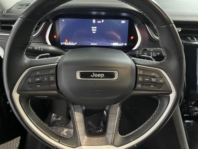 Used 2021 Diamond Black Jeep Limited image 24