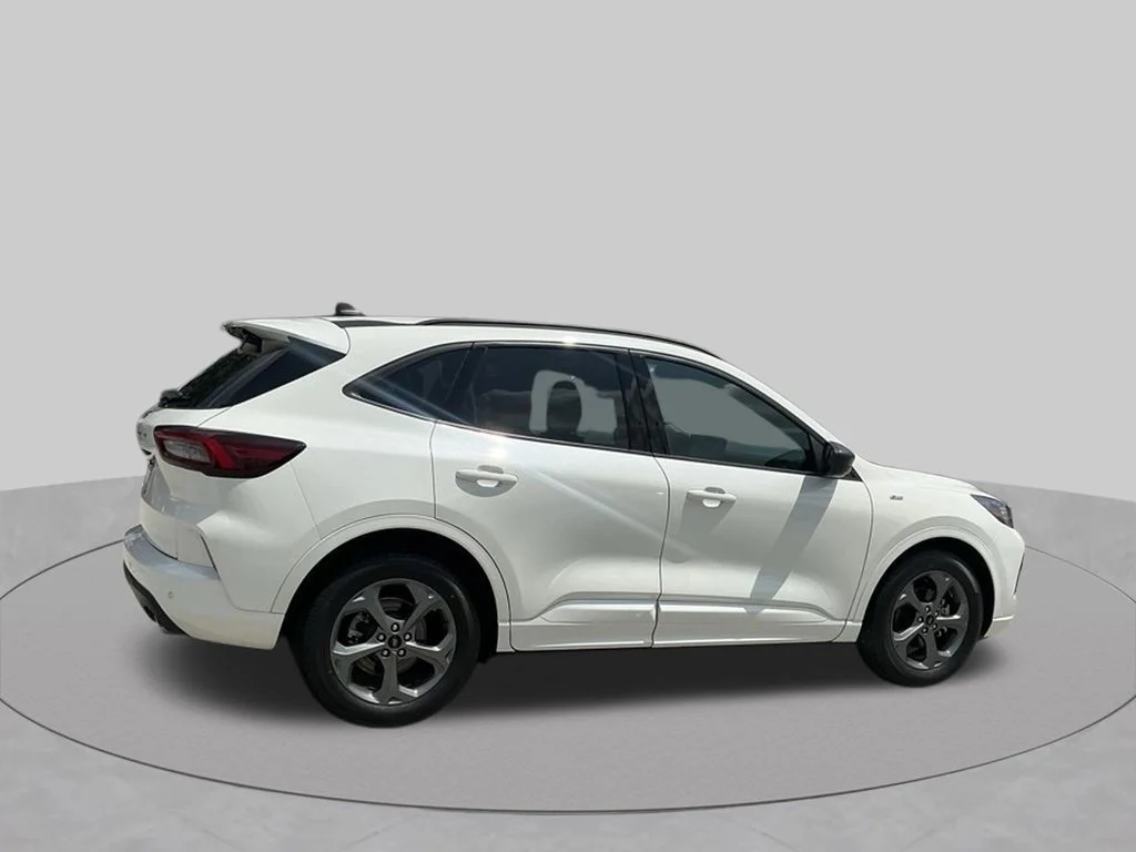 Used 2023 White Ford ST-Line image 12