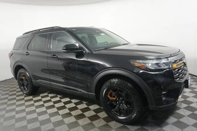 New 2026 Agate Black Metallic Ford Tremor® image 1