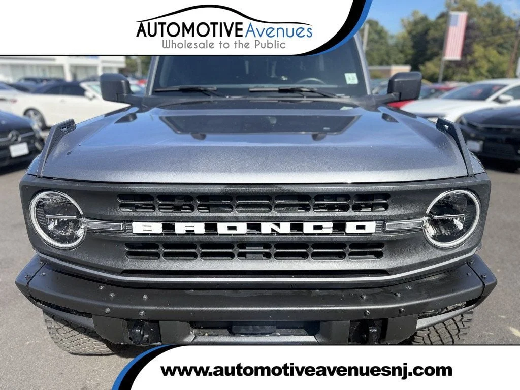 Used 2022 Carbonized Gray Metallic Ford  image 1